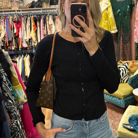 SOLD***Louis Vuitton Monogram LV Looper Shoulder Bag Vintage - Picture 15 of 15